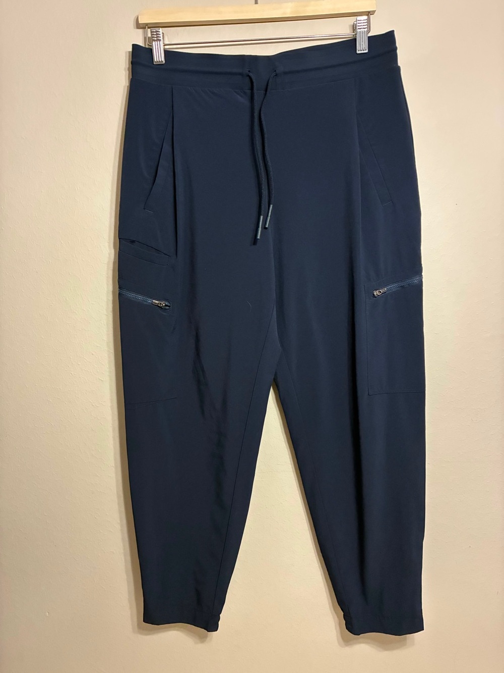 Athleta Venture Cargo Jogger Pants Navy Size 10